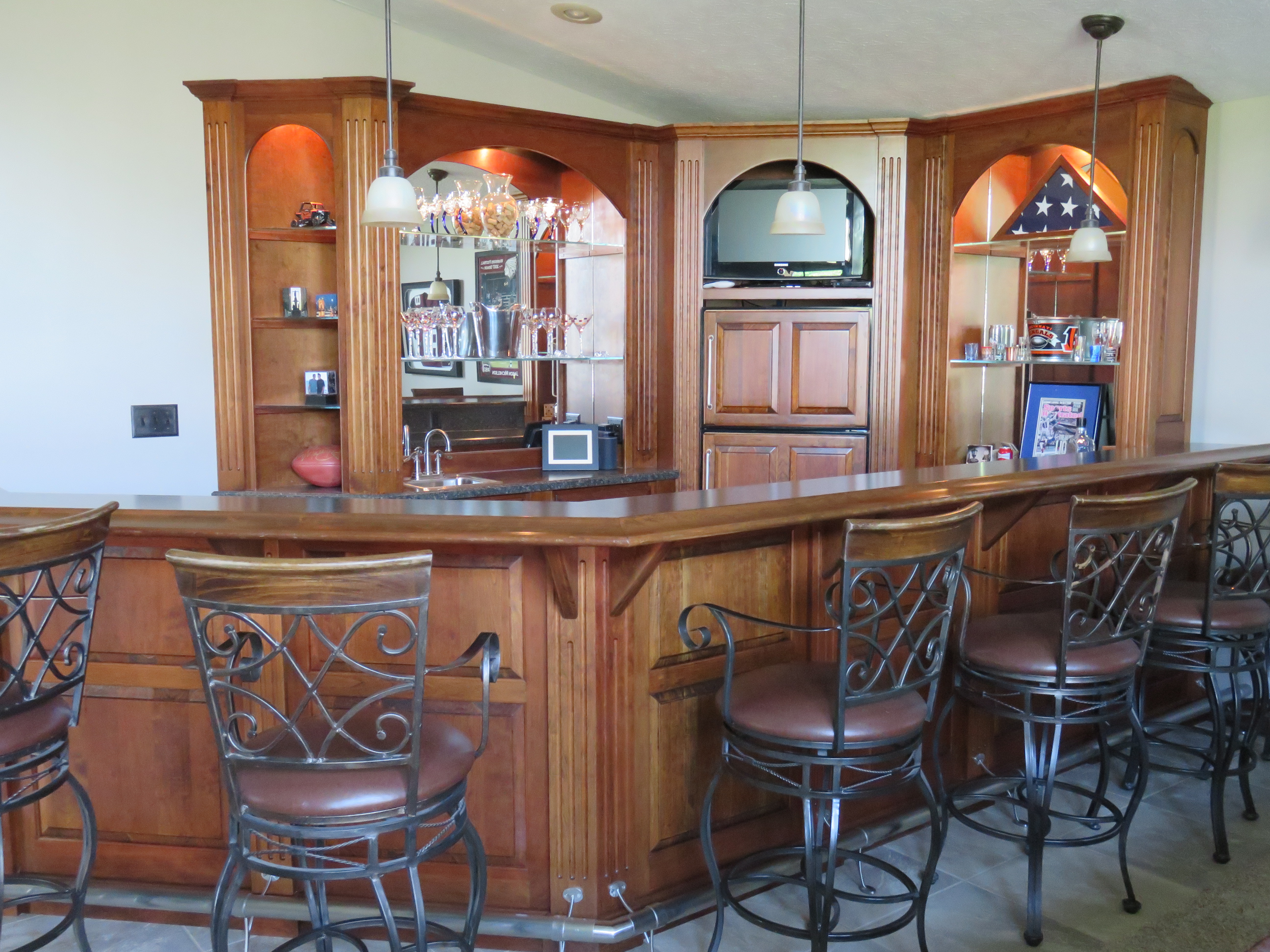 Custom bar